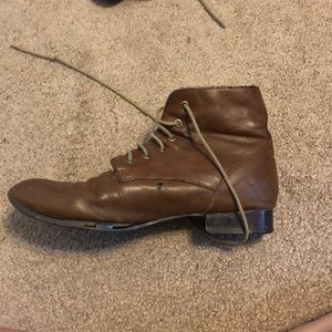 Vintage brown leather boots